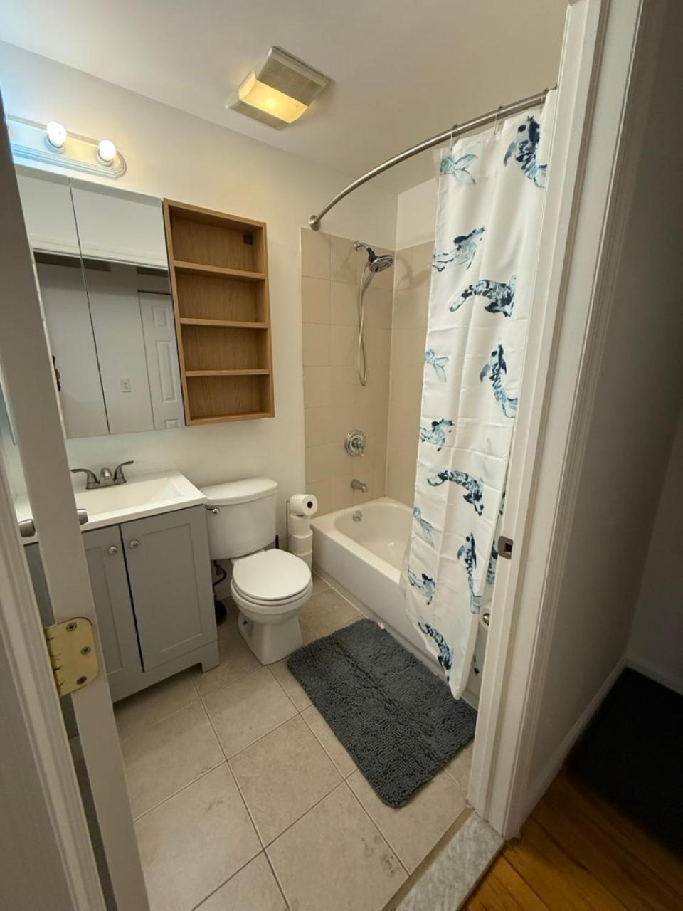 Apartamento 215 *